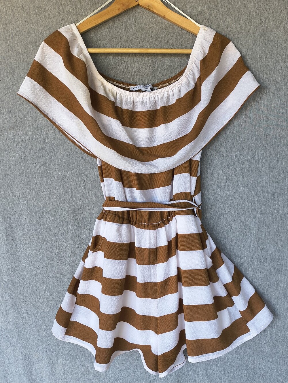 HYFVE Striped Off‑Shoulder Romper – Juniors M – Used Good